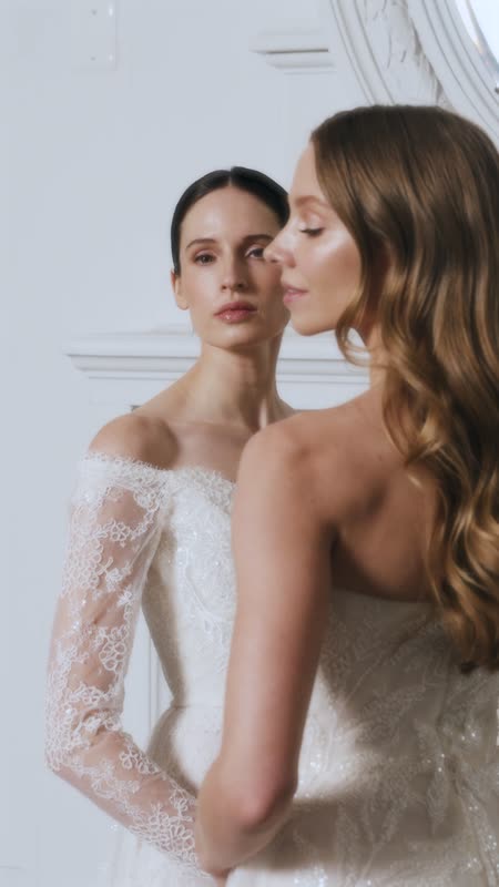 Кадр 8 из видео: Elie Saab