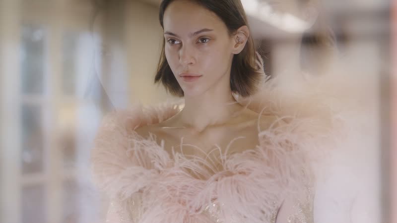 Кадр 6 из видео: Elie Saab